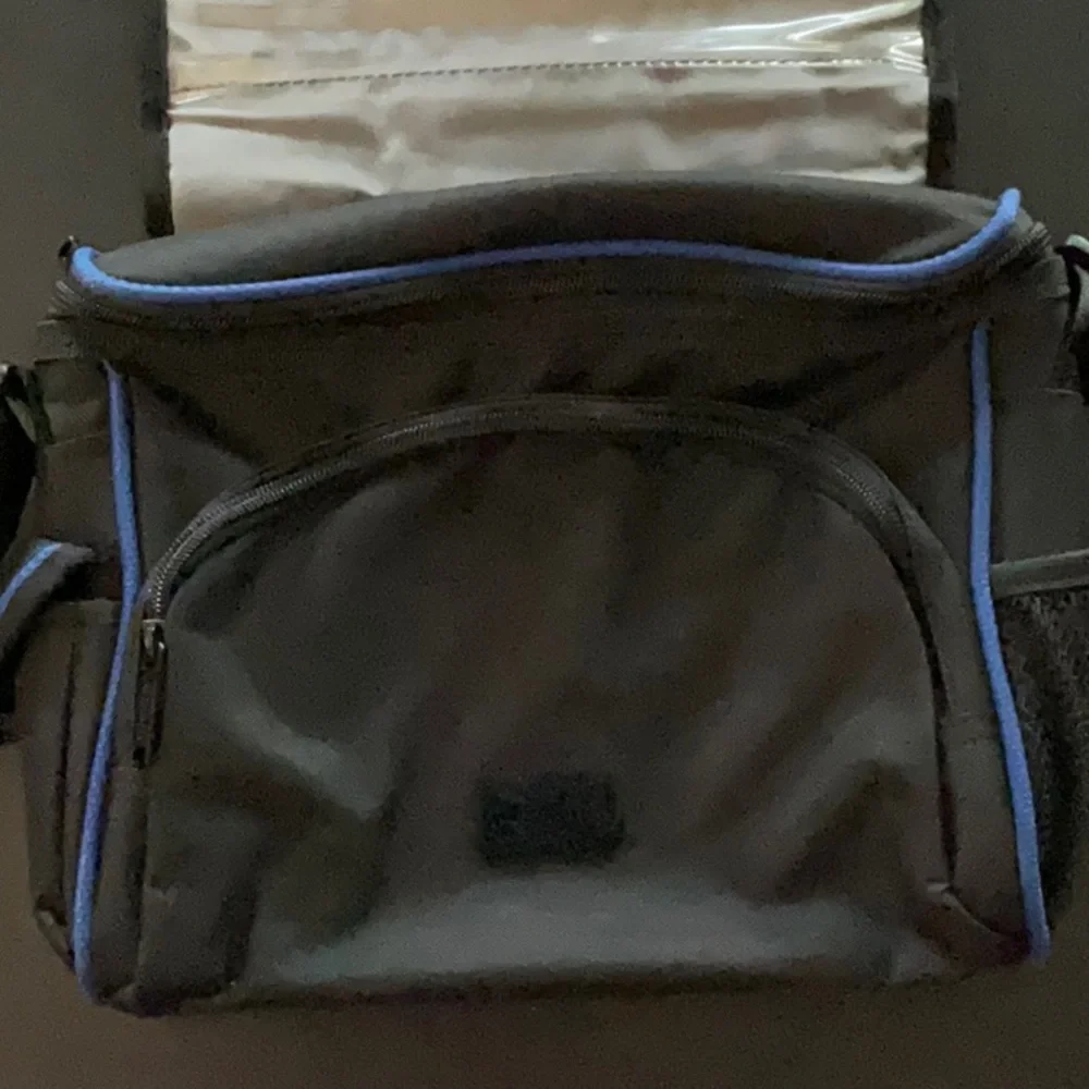 Leeds Black and Blue Thermal Bag